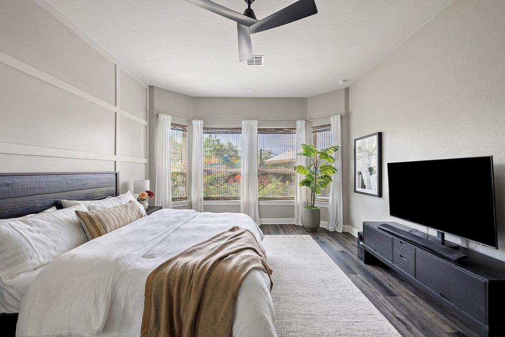 4 Bedroom Single Family Home/House's Image 25