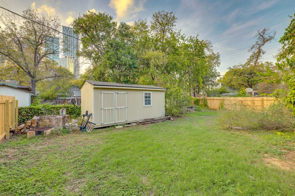 2 Bedroom Single Family Home/House's Image 20