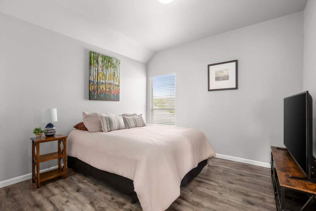 4 Bedroom Single Family Home/House's Image 21