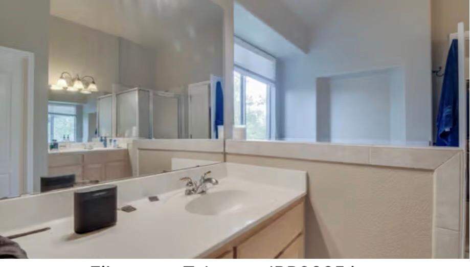 4 Bedroom Single Family Home/House's Image 6