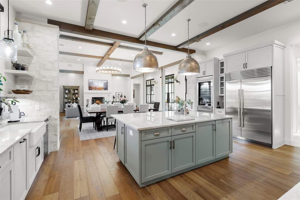 4 Bedroom Single Family Home/House's Image 8