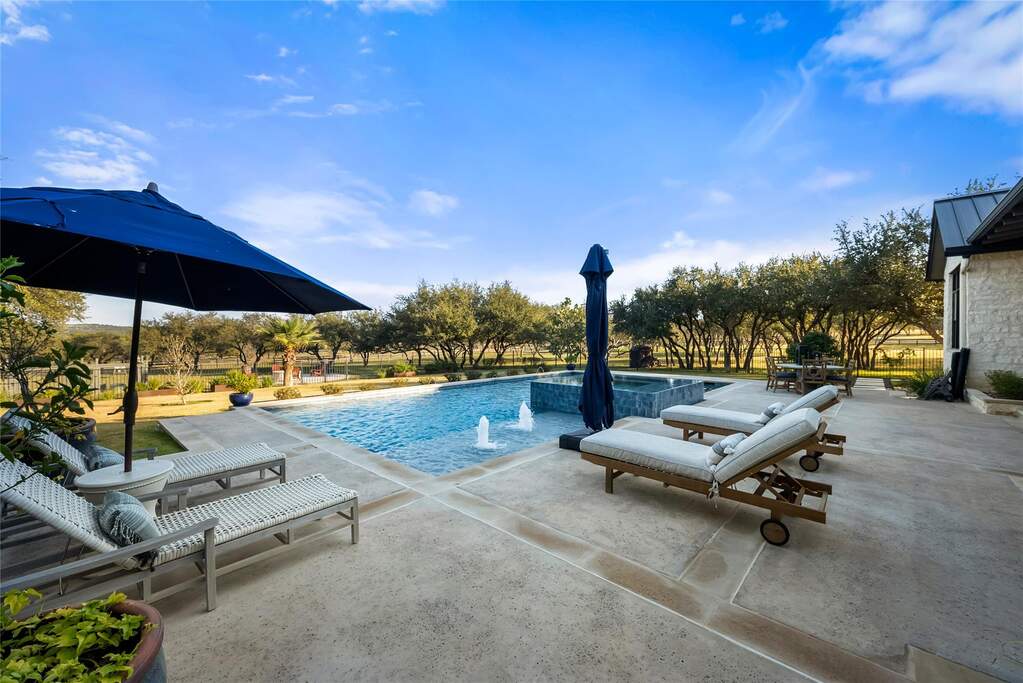 4 Bedroom Single Family Home/House's Image 24