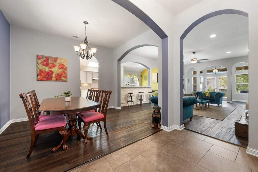 5 Bedroom Single Family Home/House's Image 5