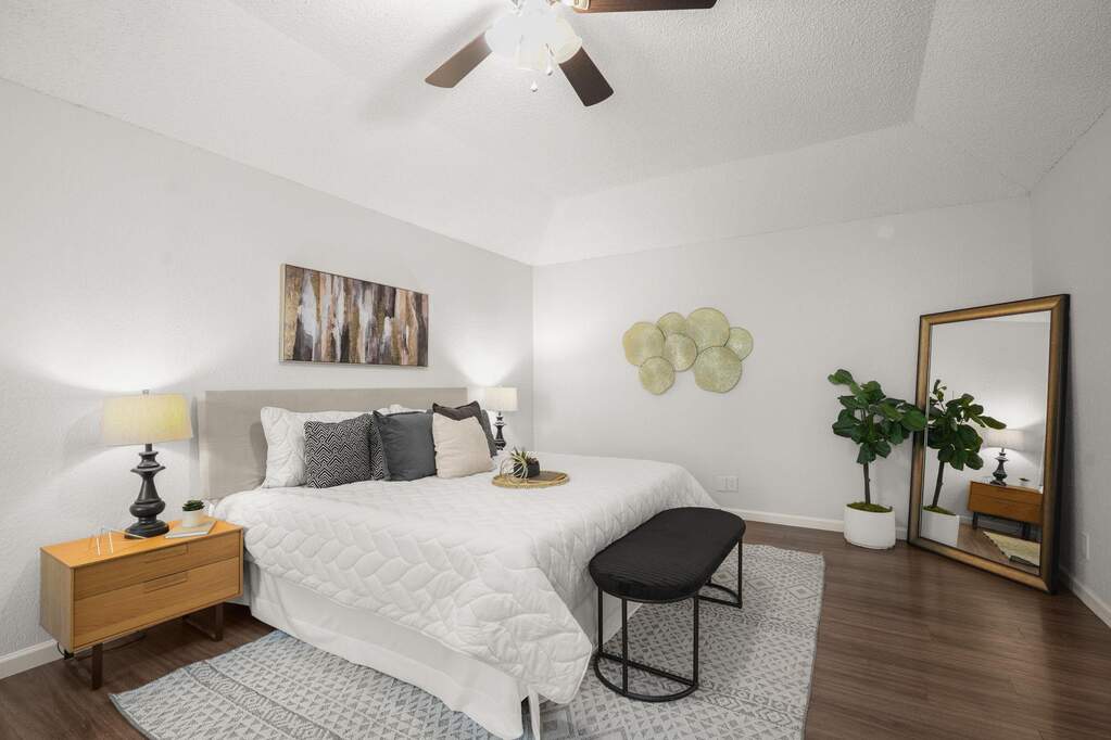 4 Bedroom Single Family Home/House's Image 7