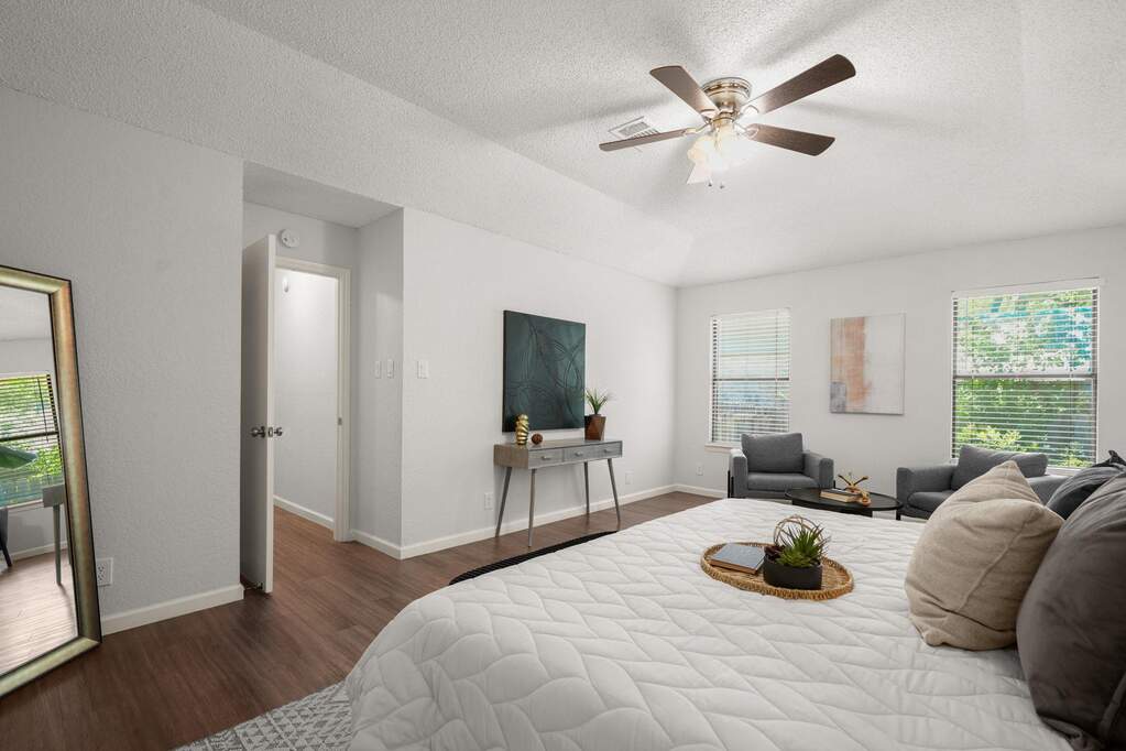 4 Bedroom Single Family Home/House's Image 25
