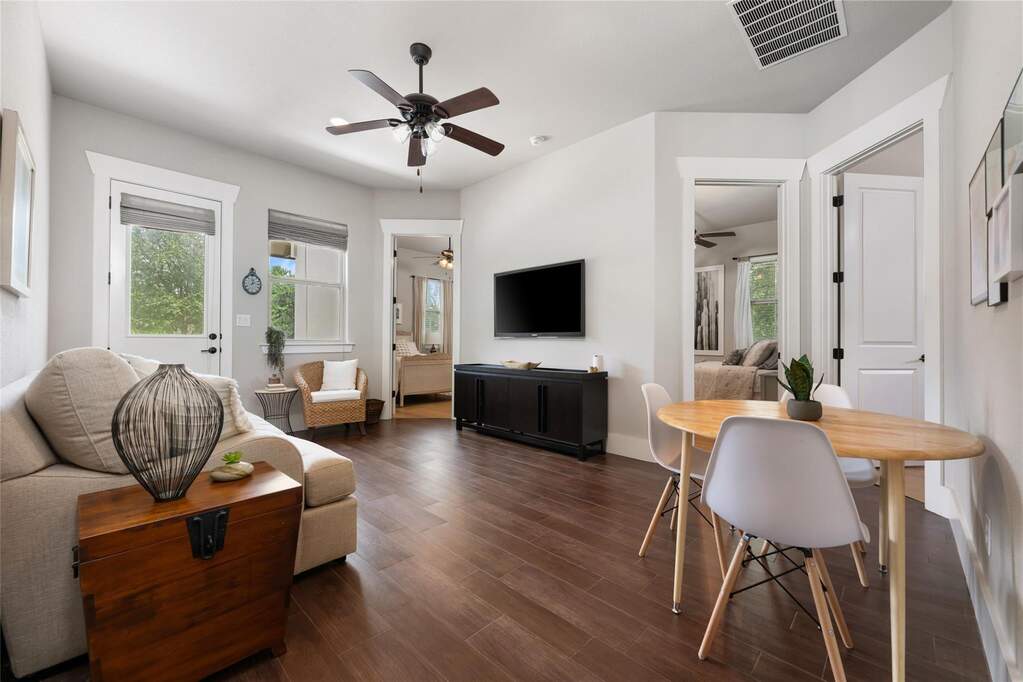 4 Bedroom Single Family Home/House's Image 16