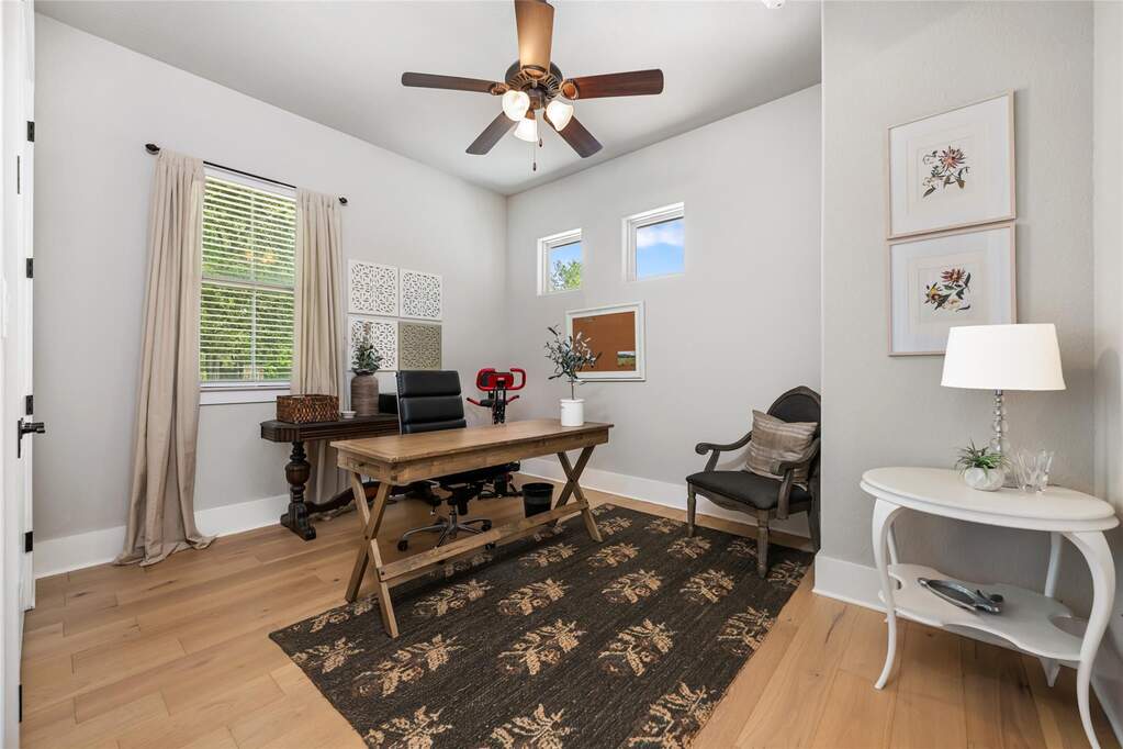 4 Bedroom Single Family Home/House's Image 21