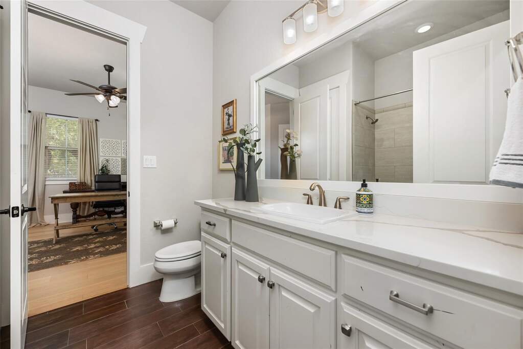 4 Bedroom Single Family Home/House's Image 22