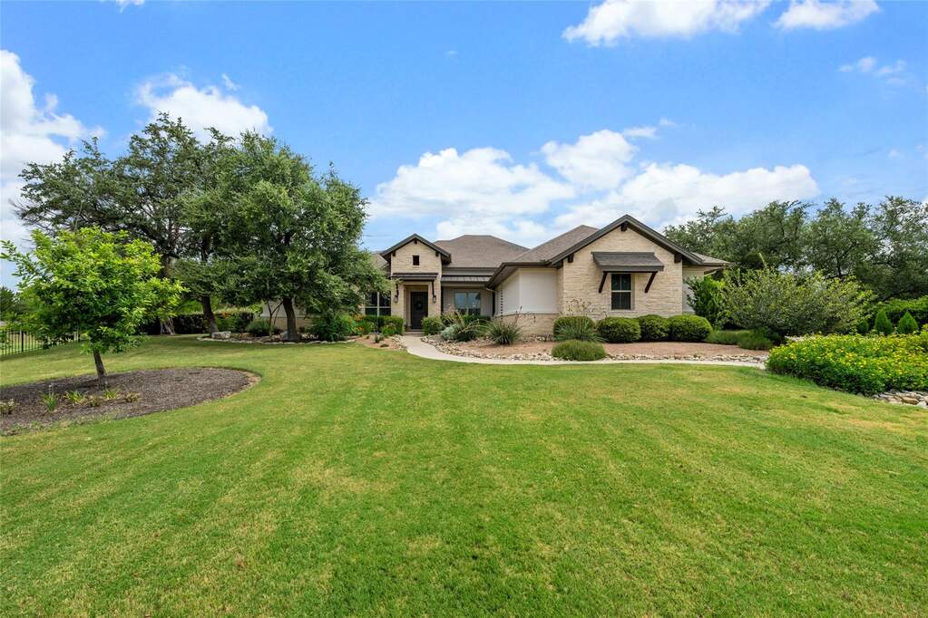 4 Bedroom Single Family Home/House's Image 33