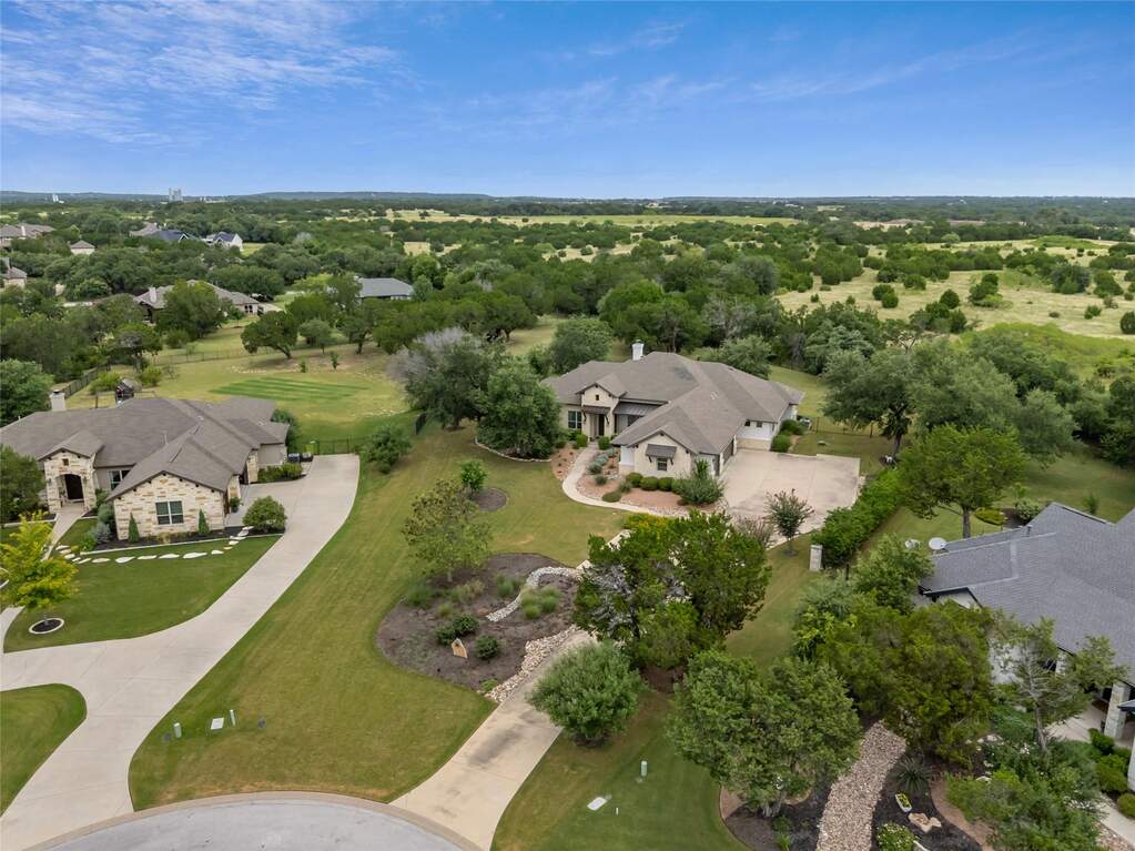 4 Bedroom Single Family Home/House's Image 34
