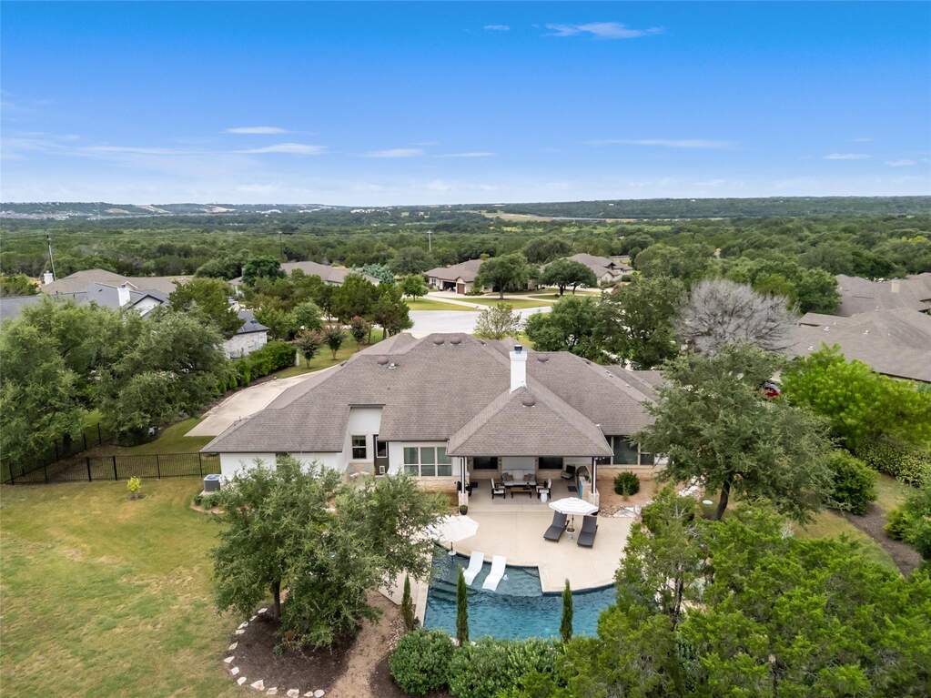 4 Bedroom Single Family Home/House's Image 35