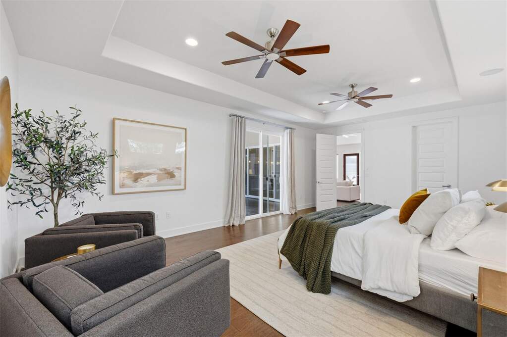 4 Bedroom Single Family Home/House's Image 22