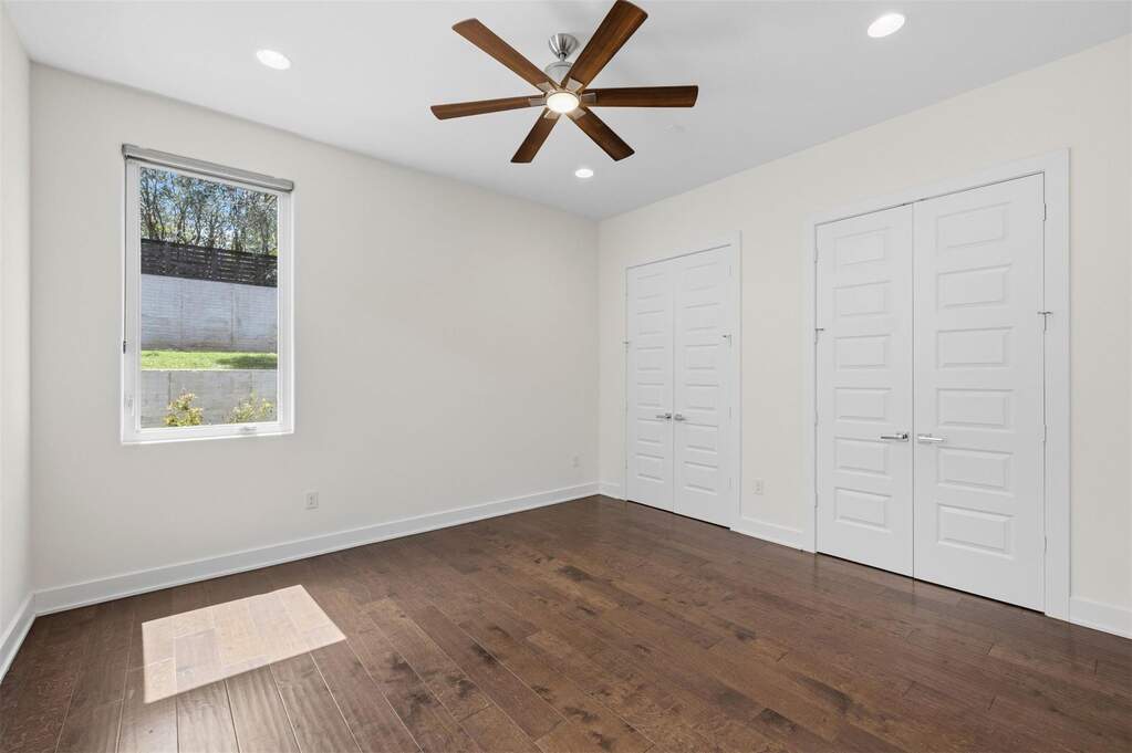 4 Bedroom Single Family Home/House's Image 26