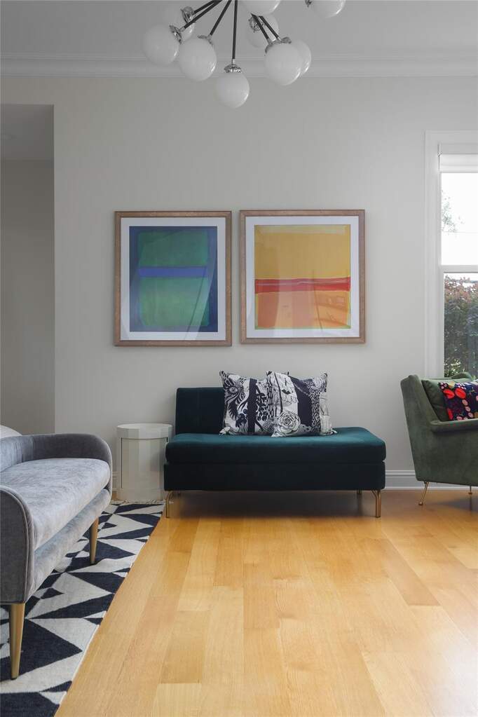 5 Bedroom Single Family Home/House's Image 12
