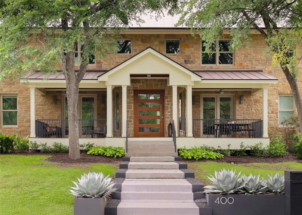 2025 New Roof, Exterior & Interior Paint