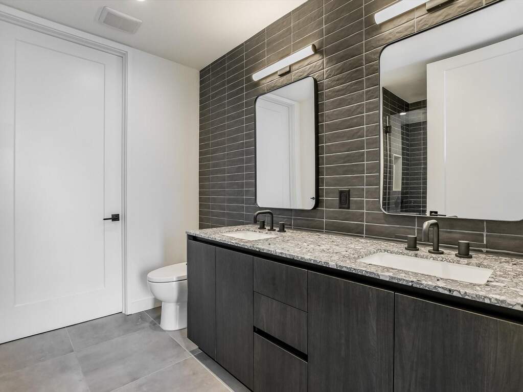 2 Bedroom Apartment/Flat's Image 4