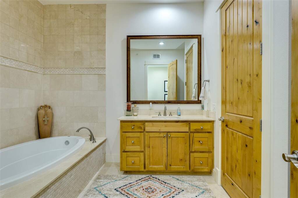 3 Bedroom Apartment/Flat's Image 10