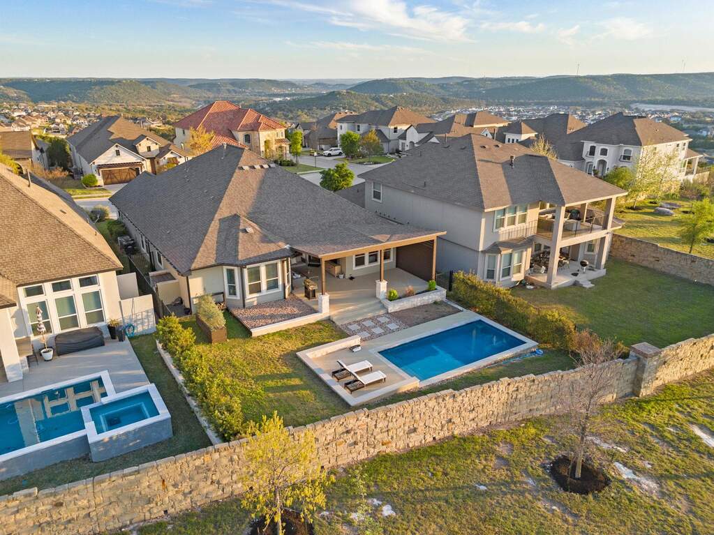 4 Bedroom Single Family Home/House's Image 26