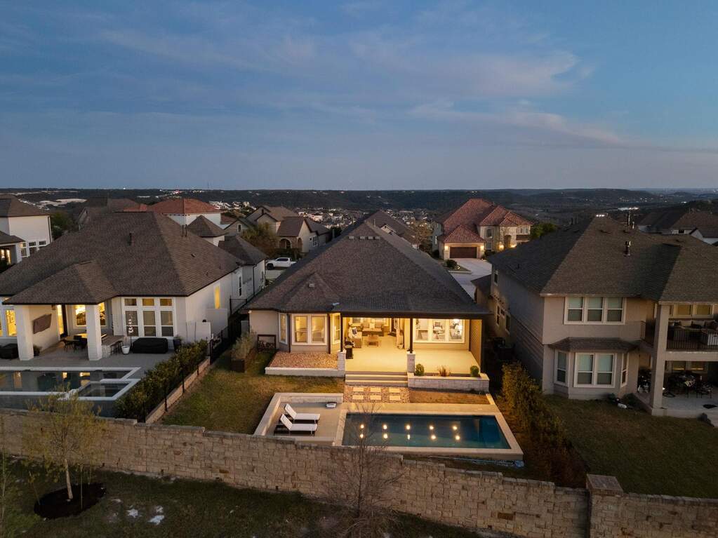 4 Bedroom Single Family Home/House's Image 28