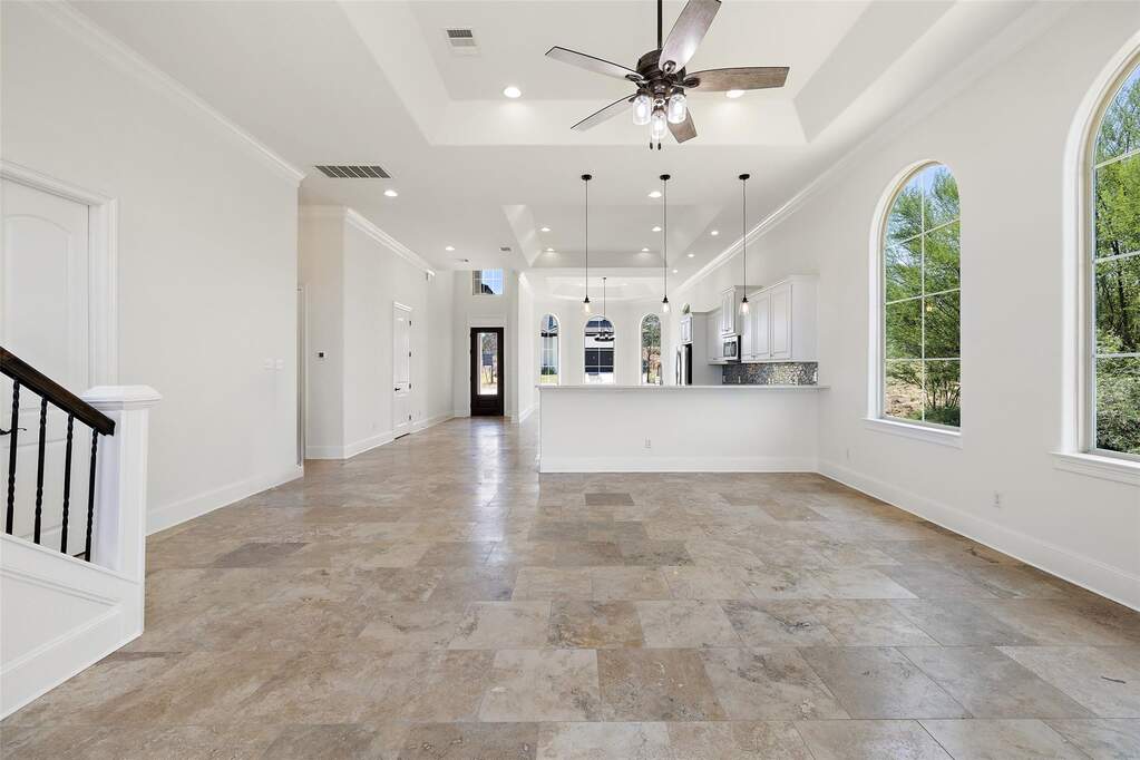 3 Bedroom Single Family Home/House's Image 9