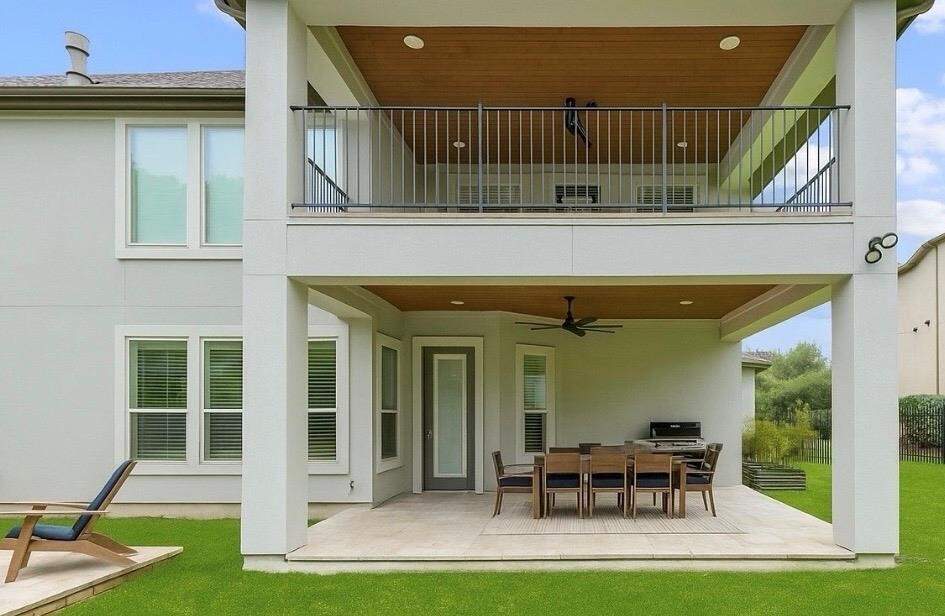 5 Bedroom Single Family Home/House's Image 23