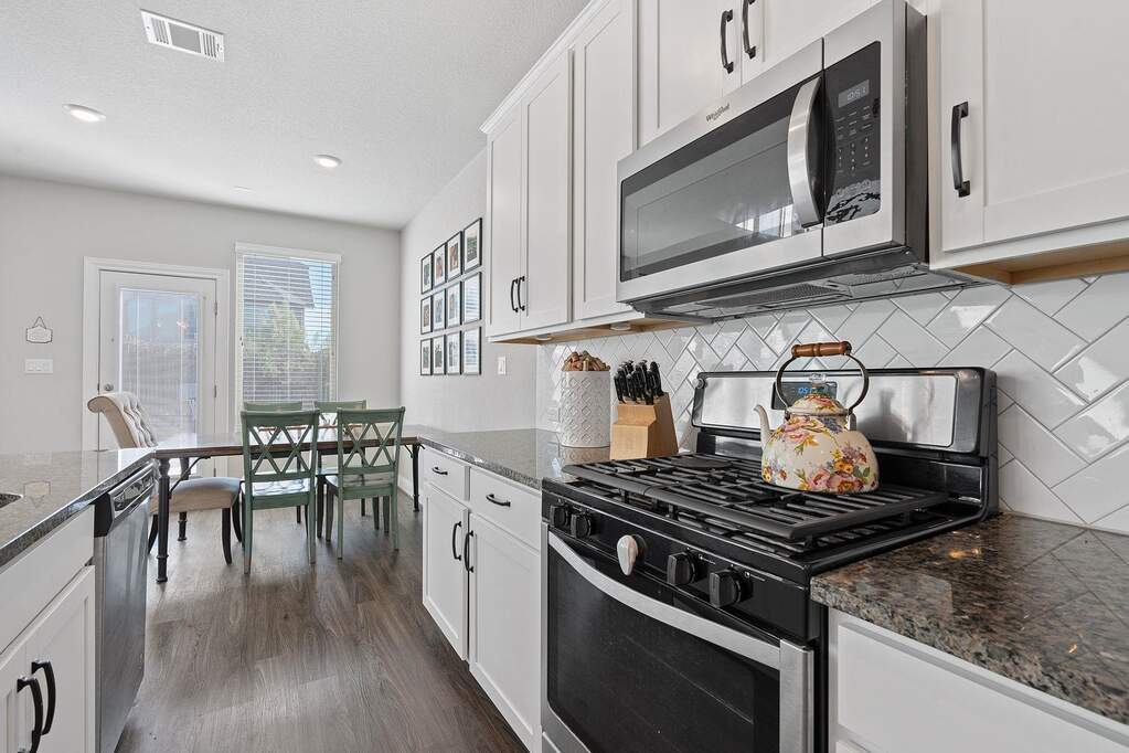 4 Bedroom Single Family Home/House's Image 12