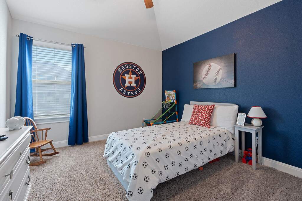 4 Bedroom Single Family Home/House's Image 24