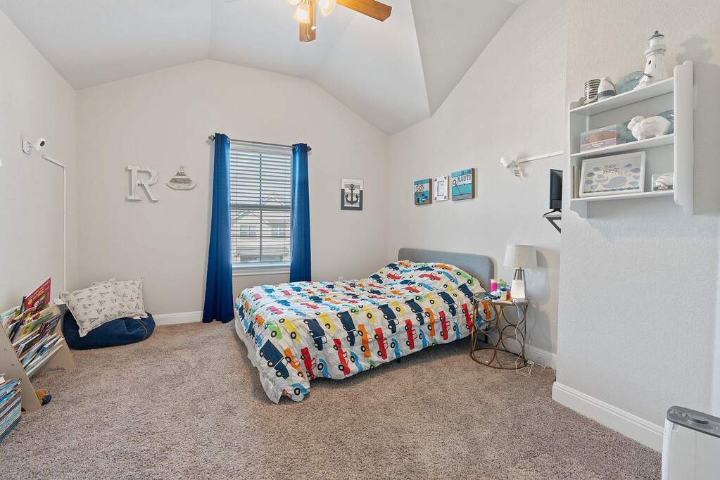 4 Bedroom Single Family Home/House's Image 26
