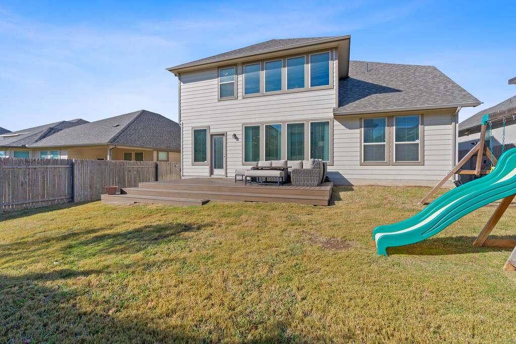 4 Bedroom Single Family Home/House's Image 30
