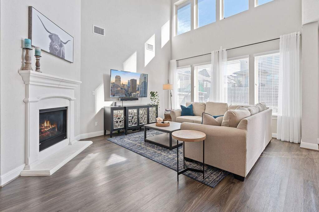 Gas fireplace that provides a calm focal point.