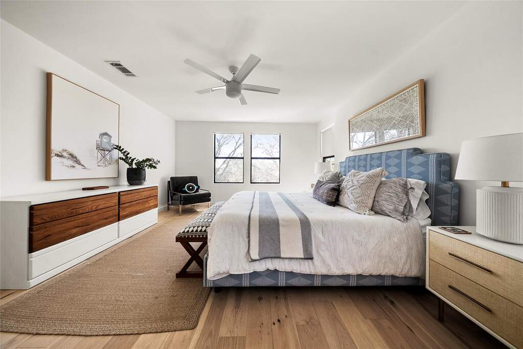 4 Bedroom Single Family Home/House's Image 19
