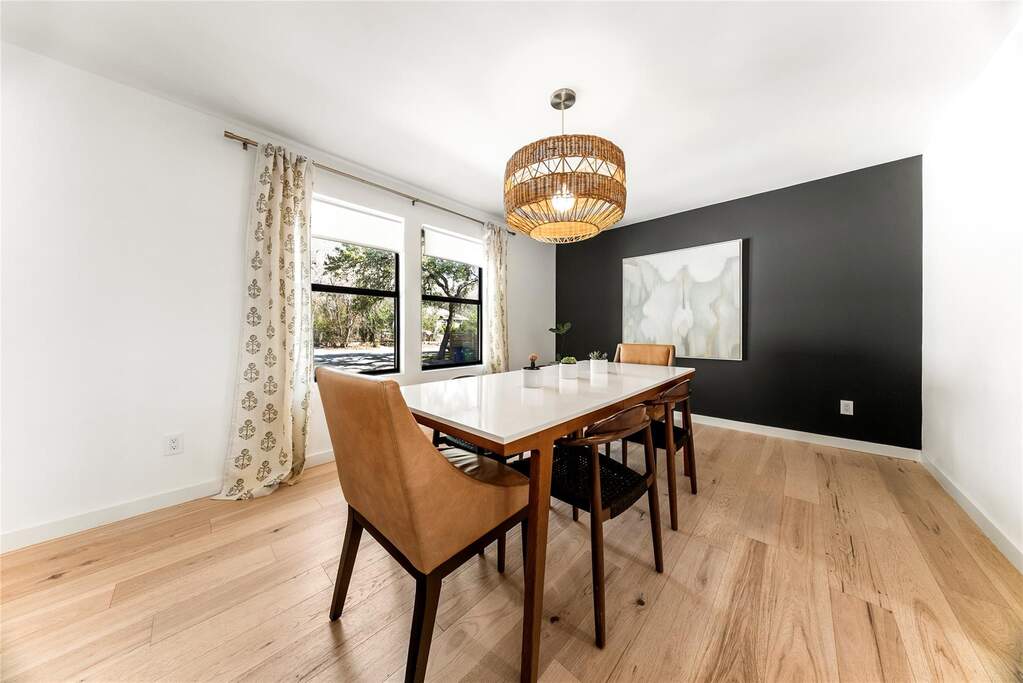 4 Bedroom Single Family Home/House's Image 21