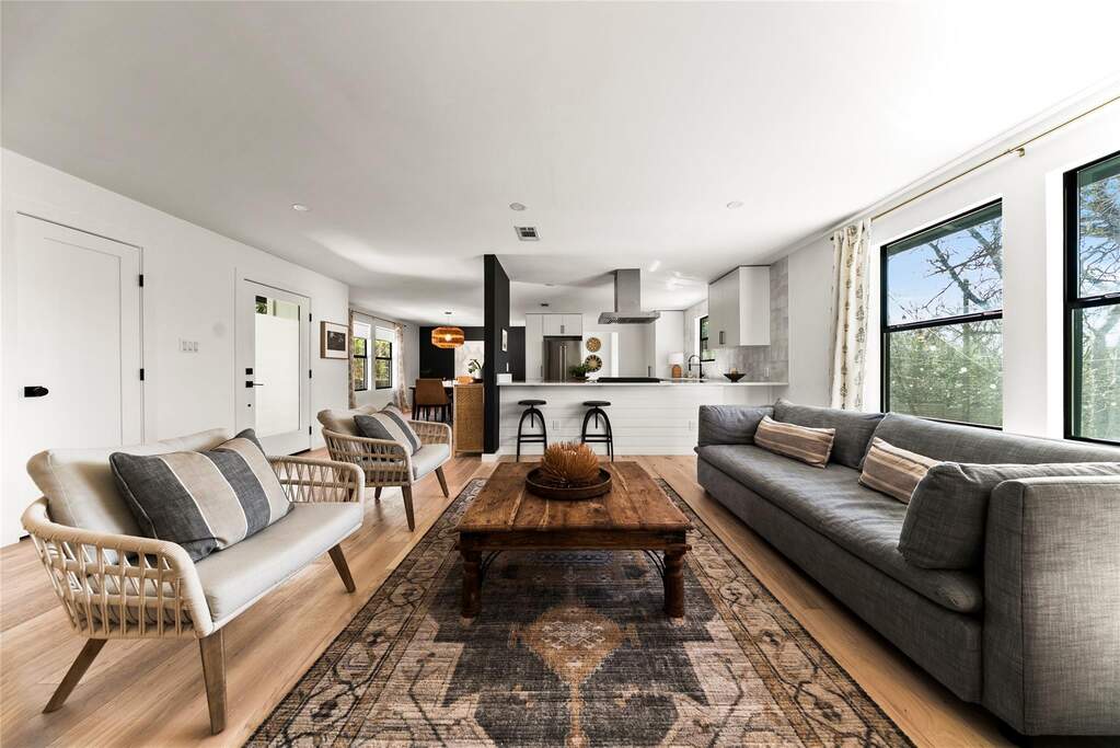 4 Bedroom Single Family Home/House's Image 26