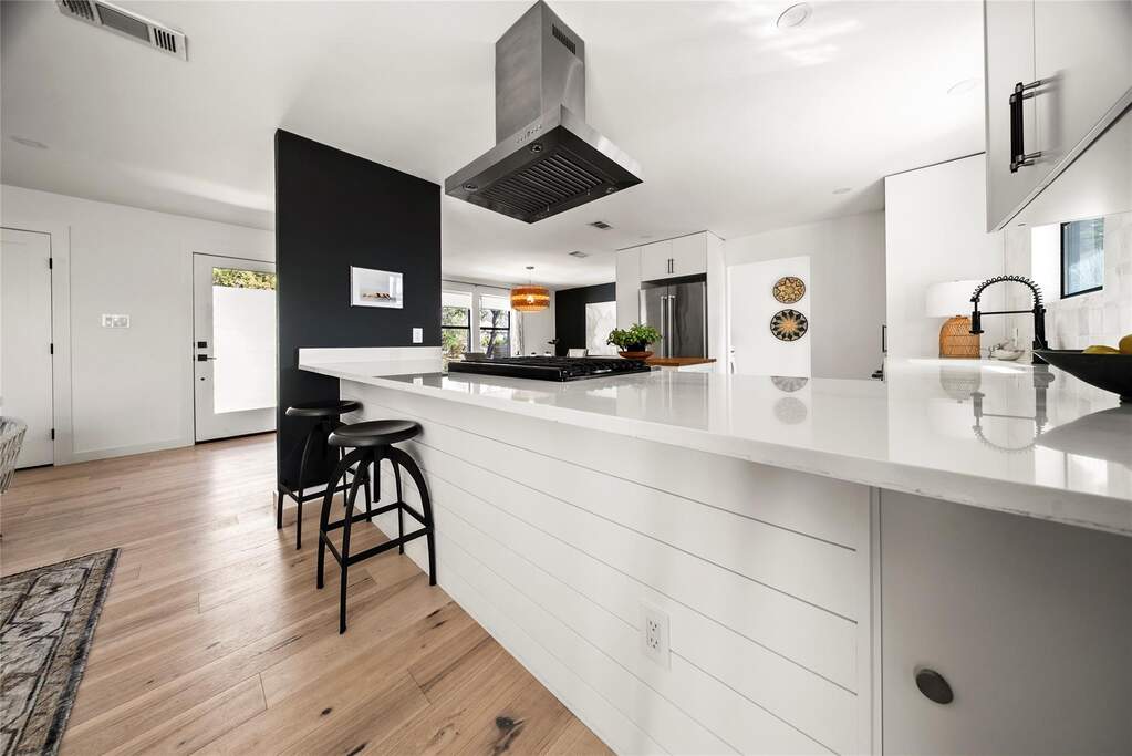 4 Bedroom Single Family Home/House's Image 27