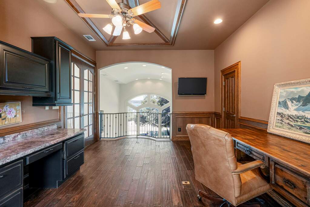 4 Bedroom Single Family Home/House's Image 28
