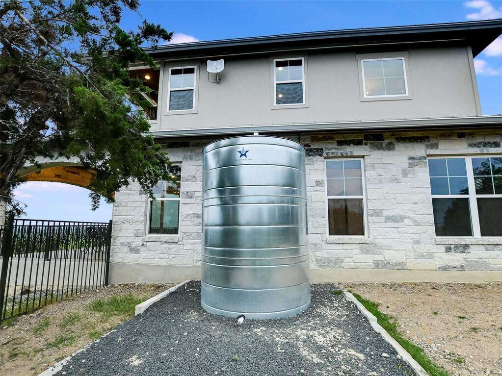 3 Bedroom Single Family Home/House's Image 19