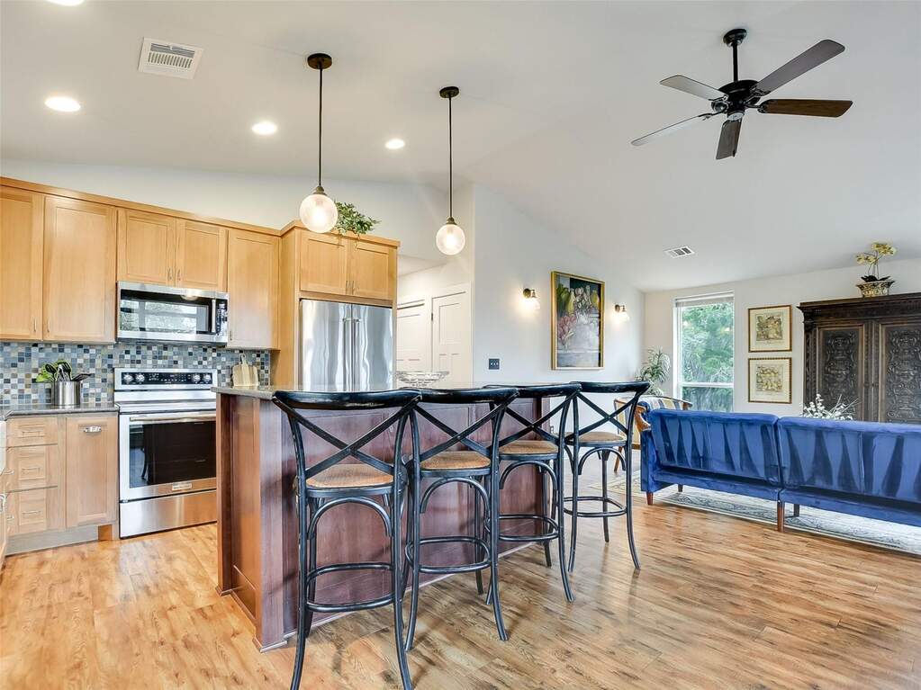 3 Bedroom Single Family Home/House's Image 29