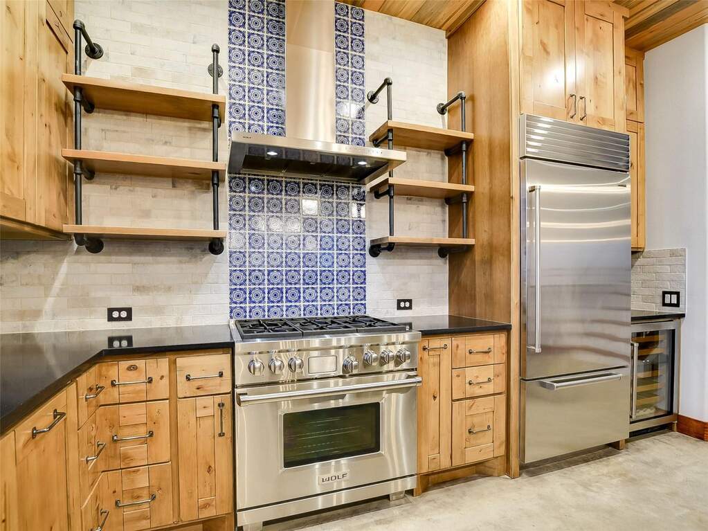 3 Bedroom Single Family Home/House's Image 6