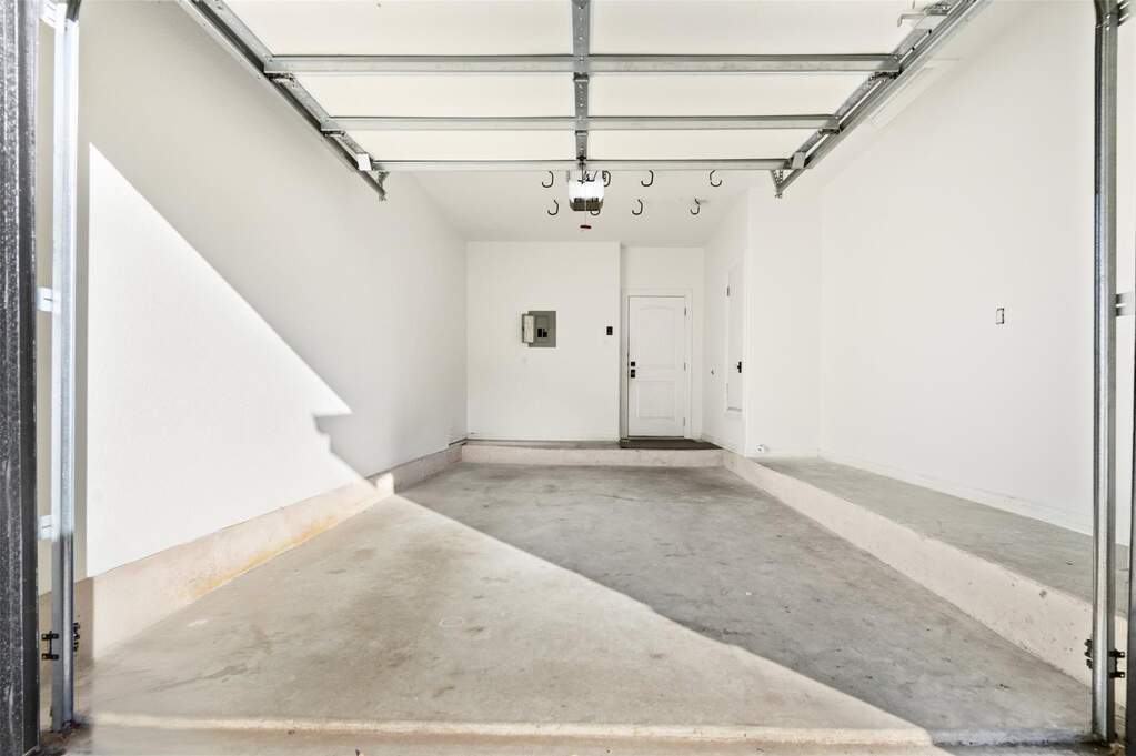 3 Bedroom Apartment/Flat's Image 29
