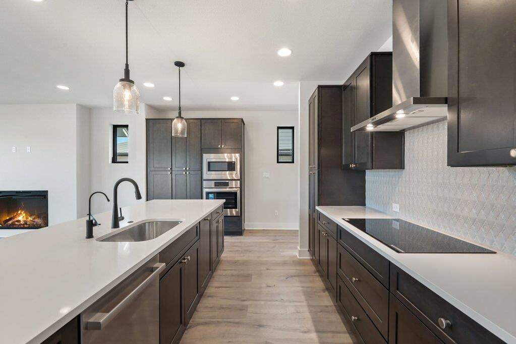 4 Bedroom Single Family Home/House's Image 5