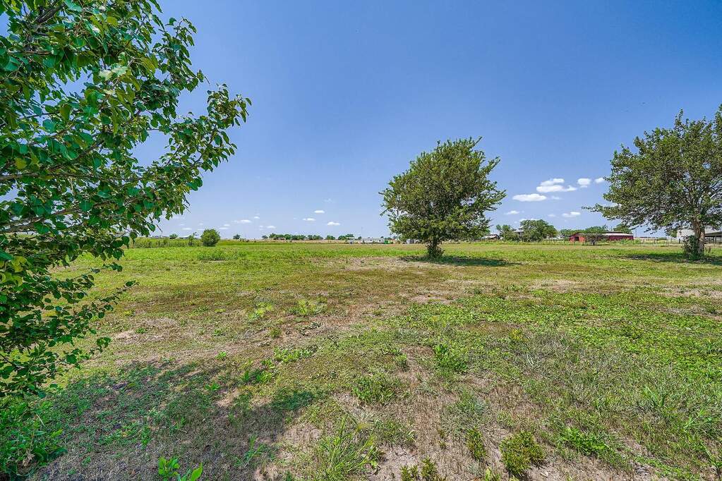 Land/Vacant Land's Image 6