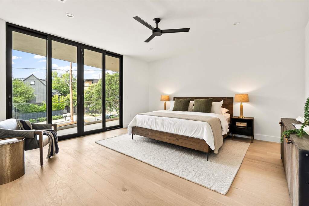 4 Bedroom Single Family Home/House's Image 12