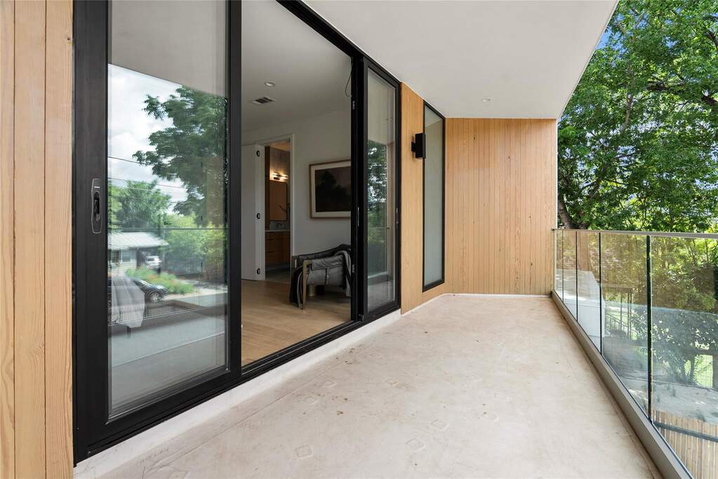 4 Bedroom Single Family Home/House's Image 21