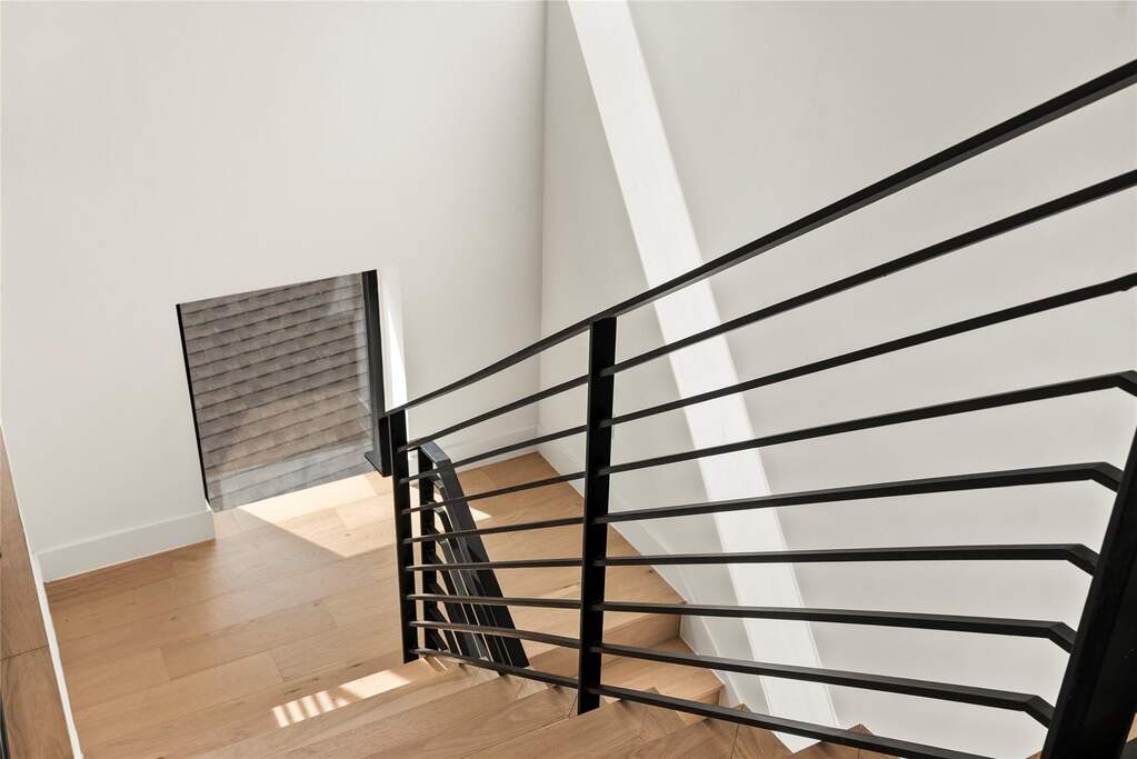 4 Bedroom Single Family Home/House's Image 26
