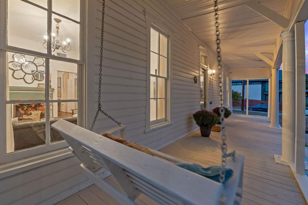 3 Bedroom Single Family Home/House's Image 32