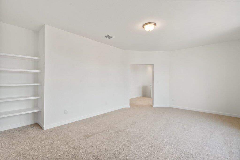 3 Bedroom Single Family Home/House's Image 14