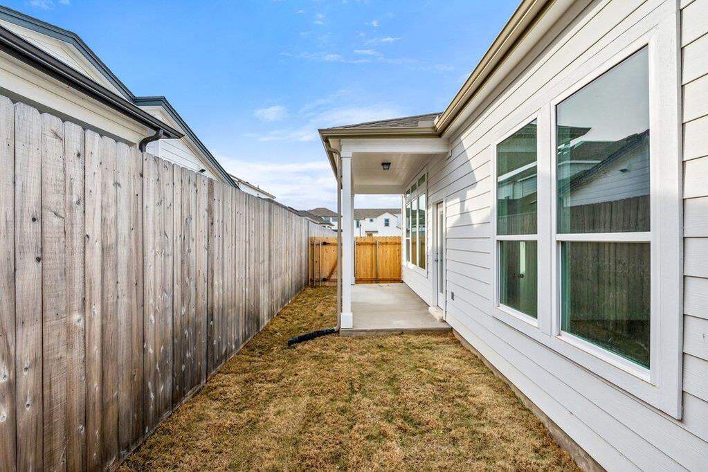 3 Bedroom Single Family Home/House's Image 21