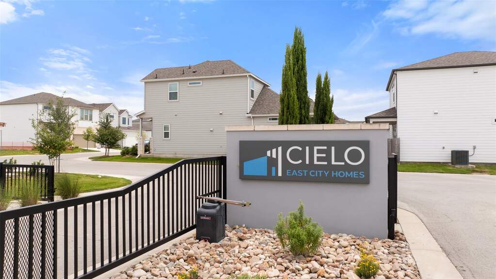 3 Bedroom Single Family Home/House's Image 26