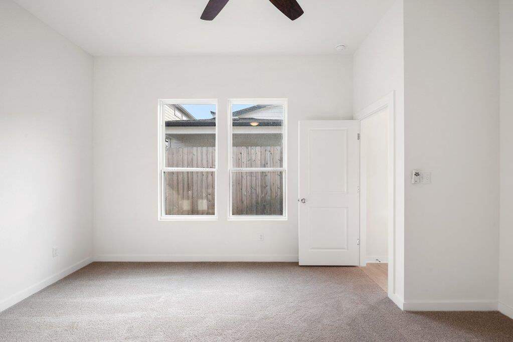 3 Bedroom Single Family Home/House's Image 6