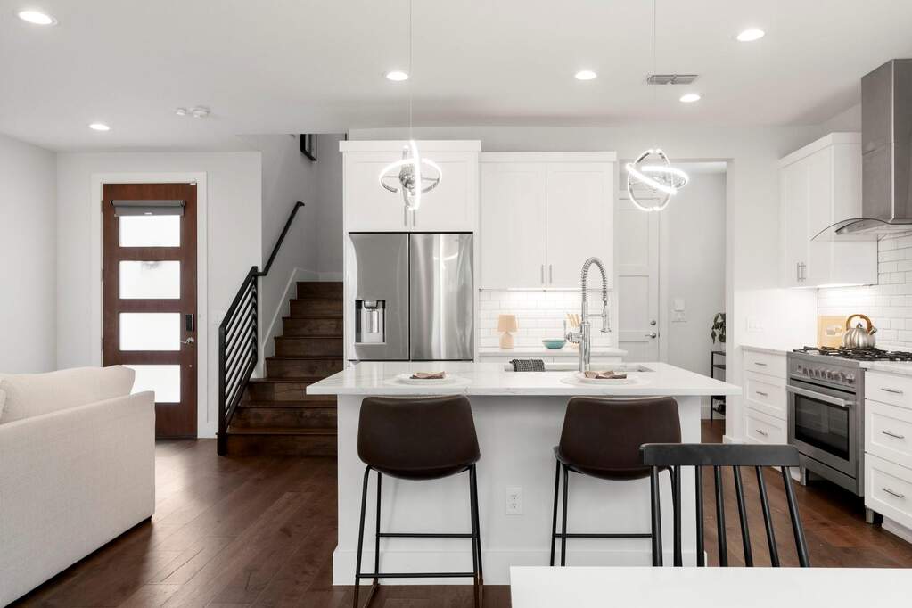 4 Bedroom Single Family Home/House's Image 8